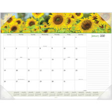 AT-A-GLANCE 1PPM Panoramic Floral Image Desk Pad